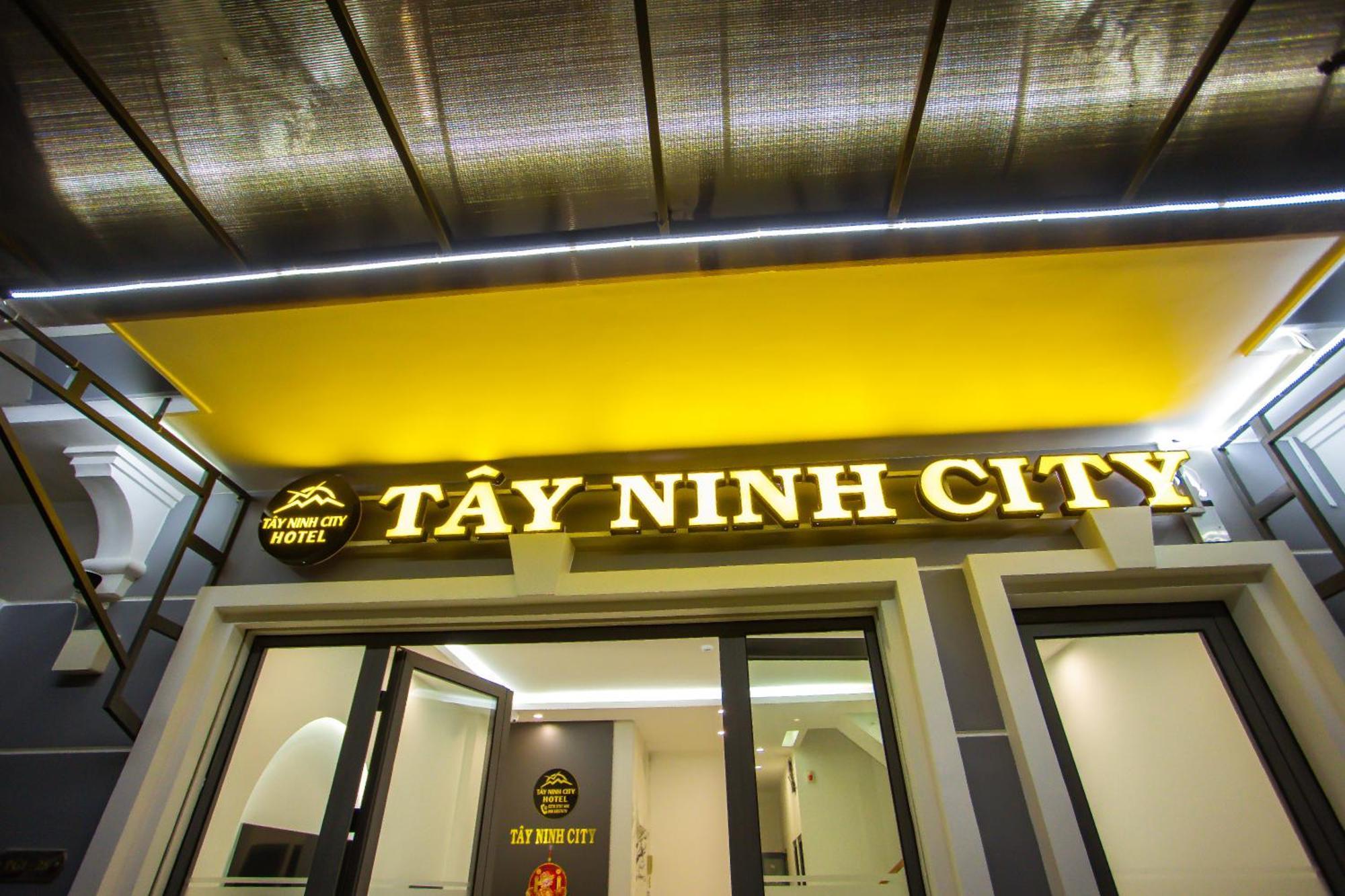 Tay Ninh City Hotel Buitenkant foto