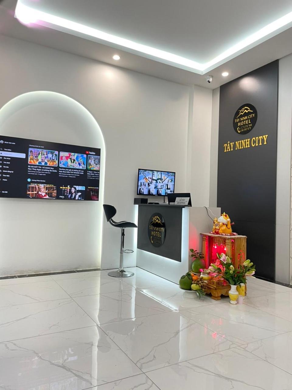 Tay Ninh City Hotel Buitenkant foto