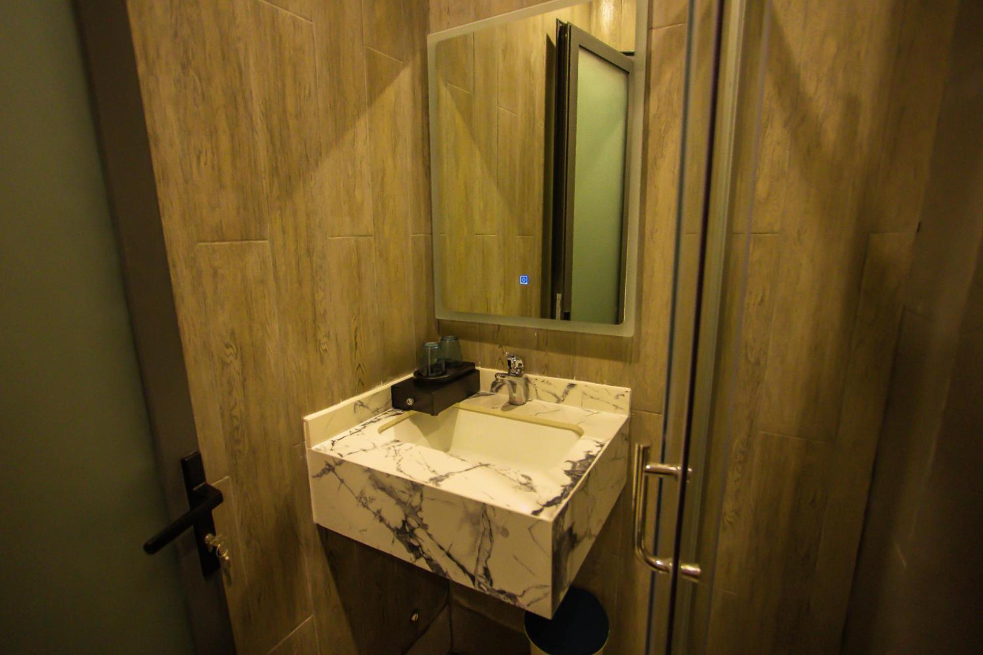 Tay Ninh City Hotel Buitenkant foto
